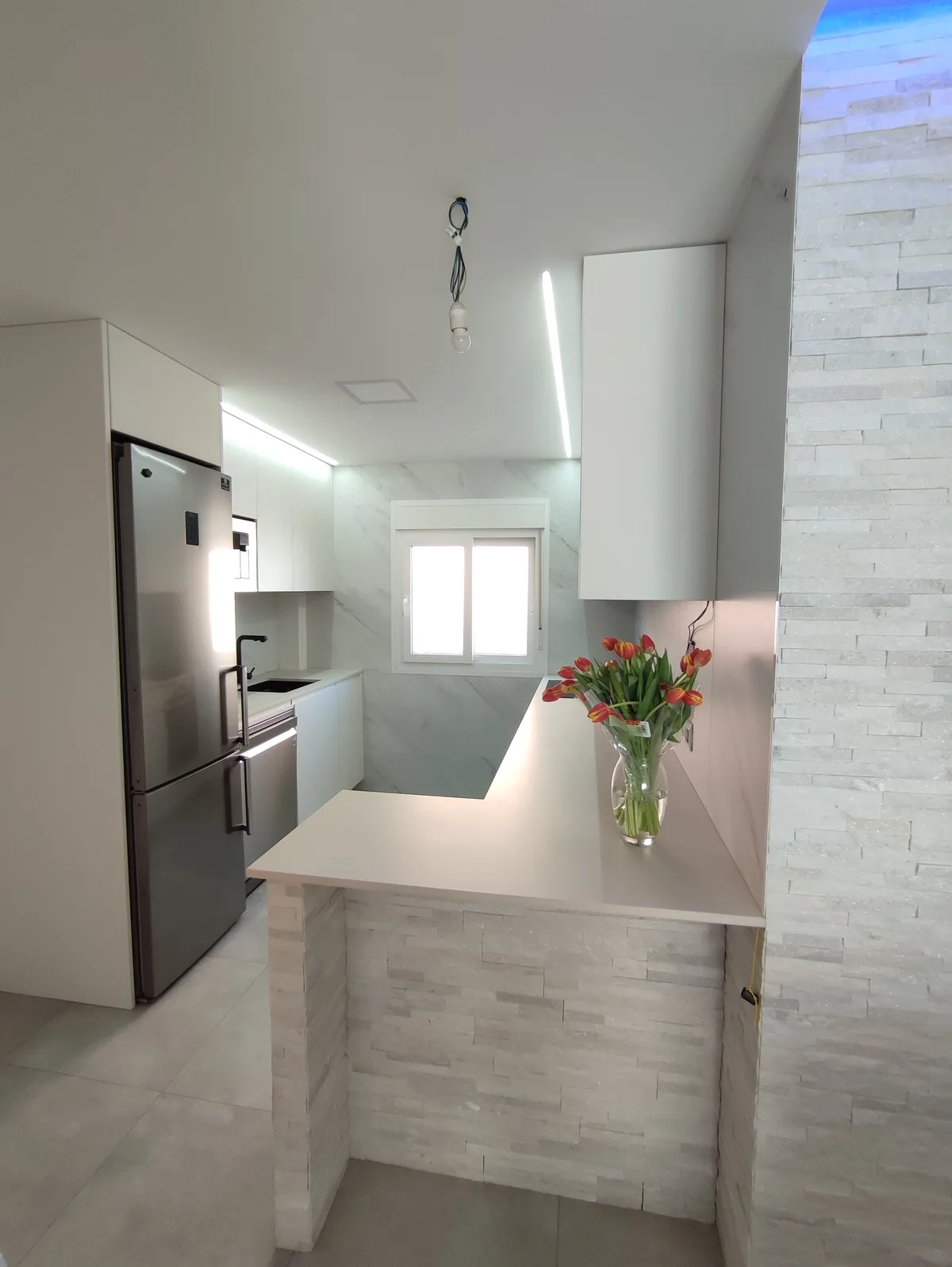 Cocina renovada tras reforma integral en Madrid Sur